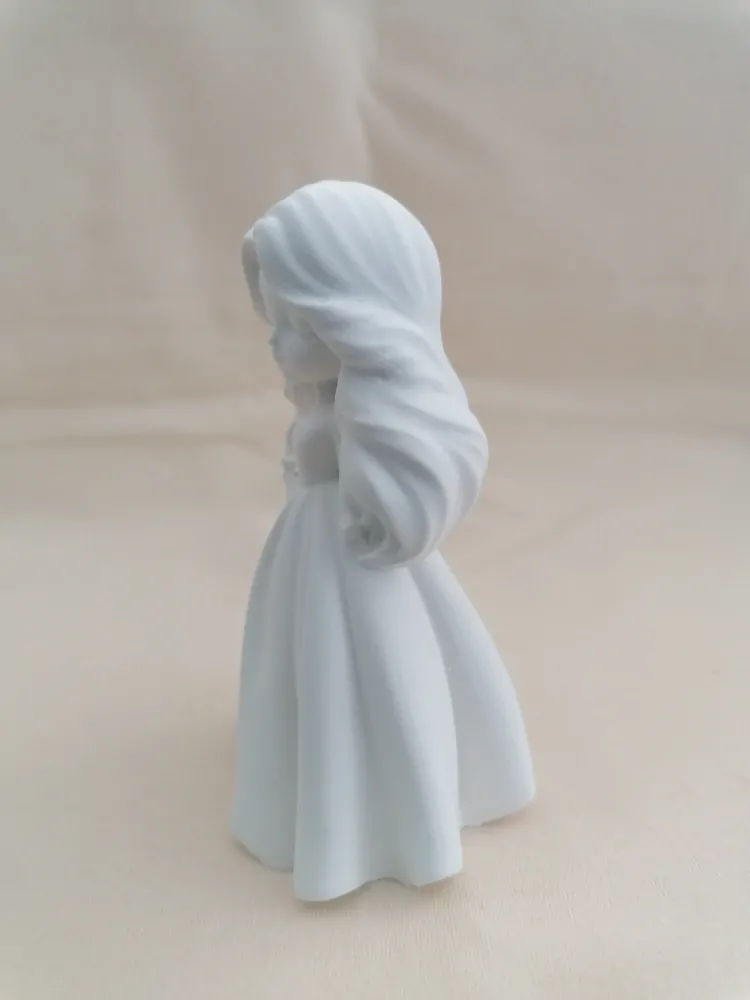 Dívka s krystaly k domalování